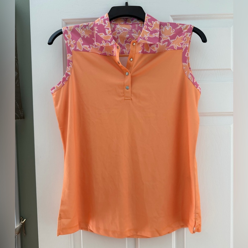 🆕 Women's Size L Golf Top